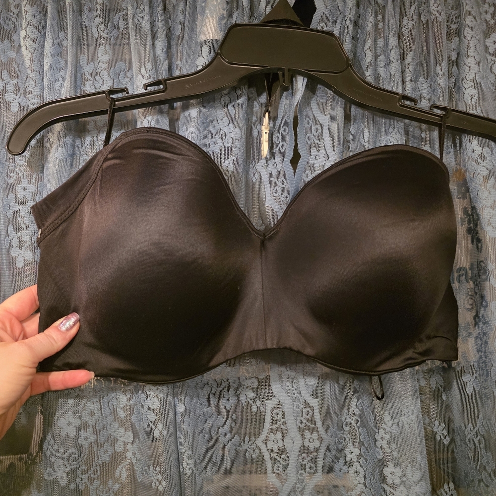 Bali Black Strapless Bra